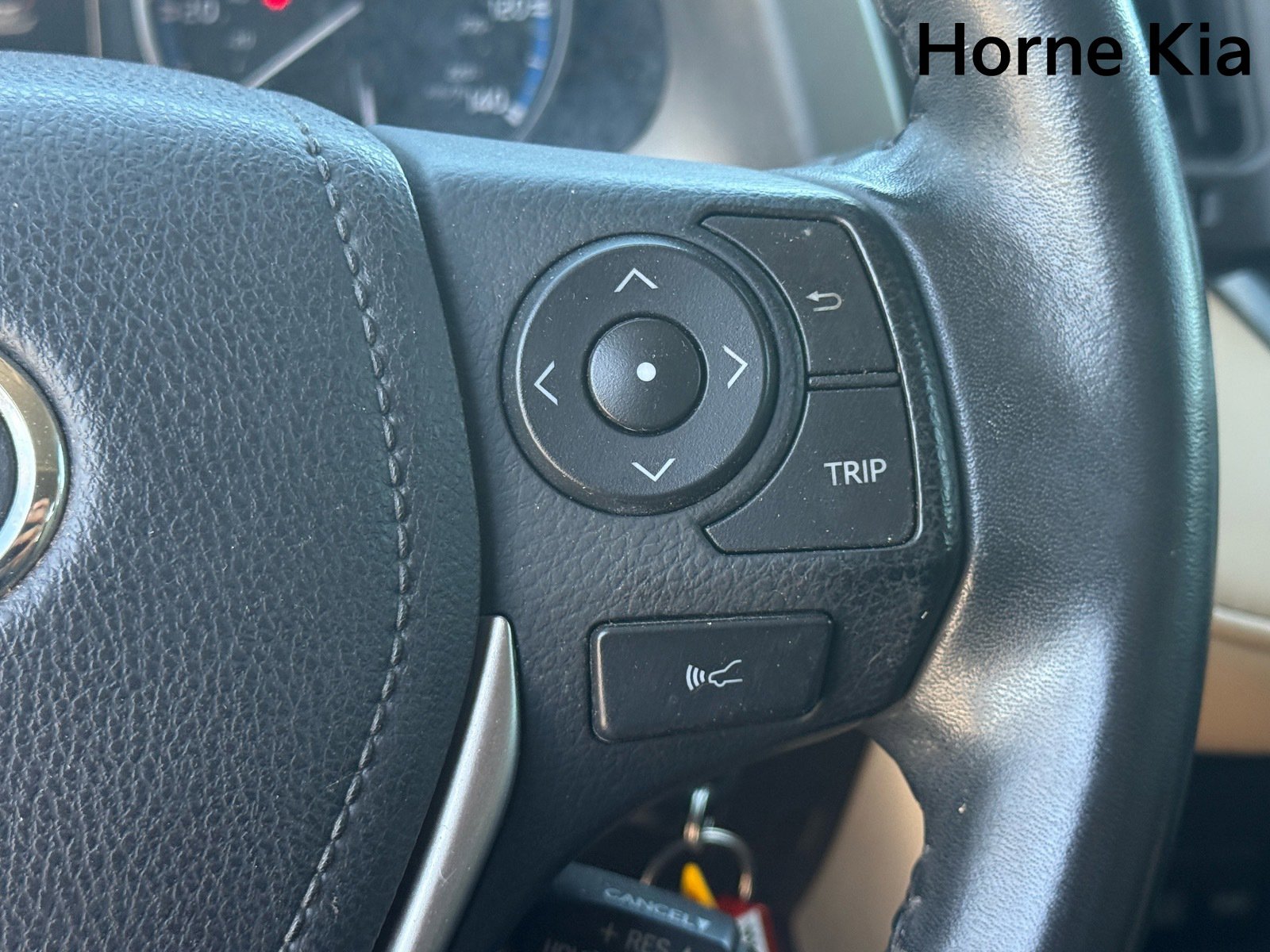 Used 2017 Toyota RAV4 XLE w/ Carpet Mat Package image 15