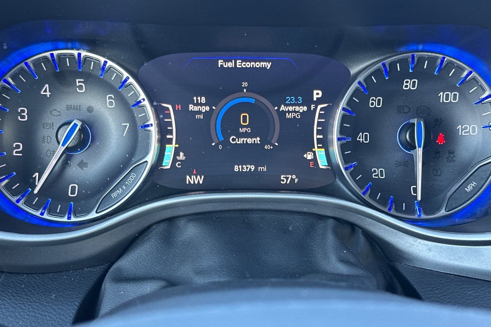 Used 2022 Chrysler Pacifica Touring-L FWD image 40