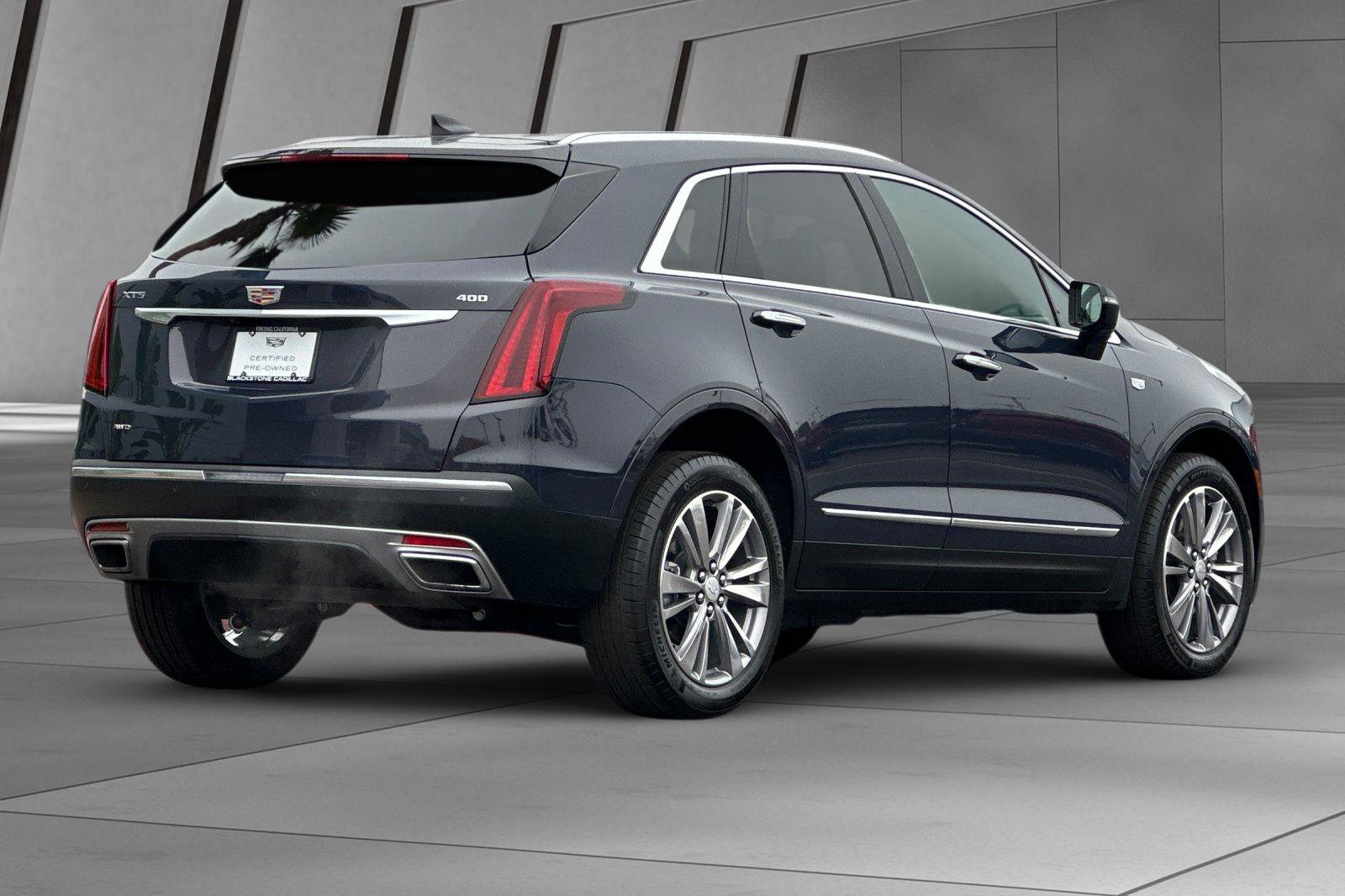 Certified 2025 Cadillac XT5 Premium Luxury image 4