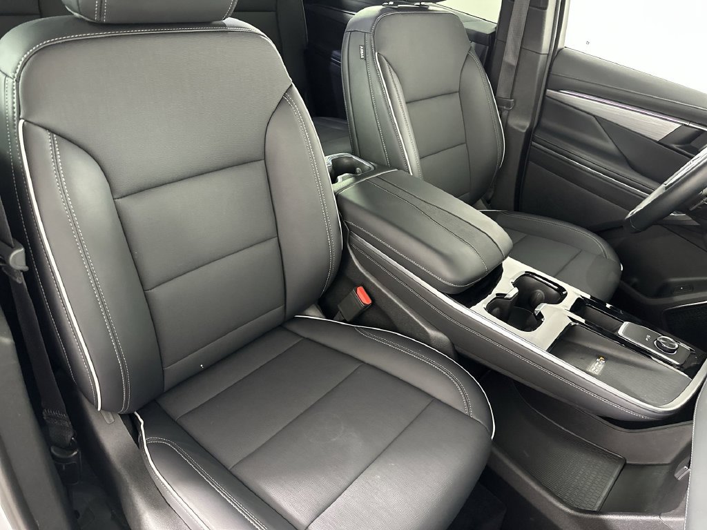 Used 2026 Buick Enclave Preferred AWD/4WD image 30