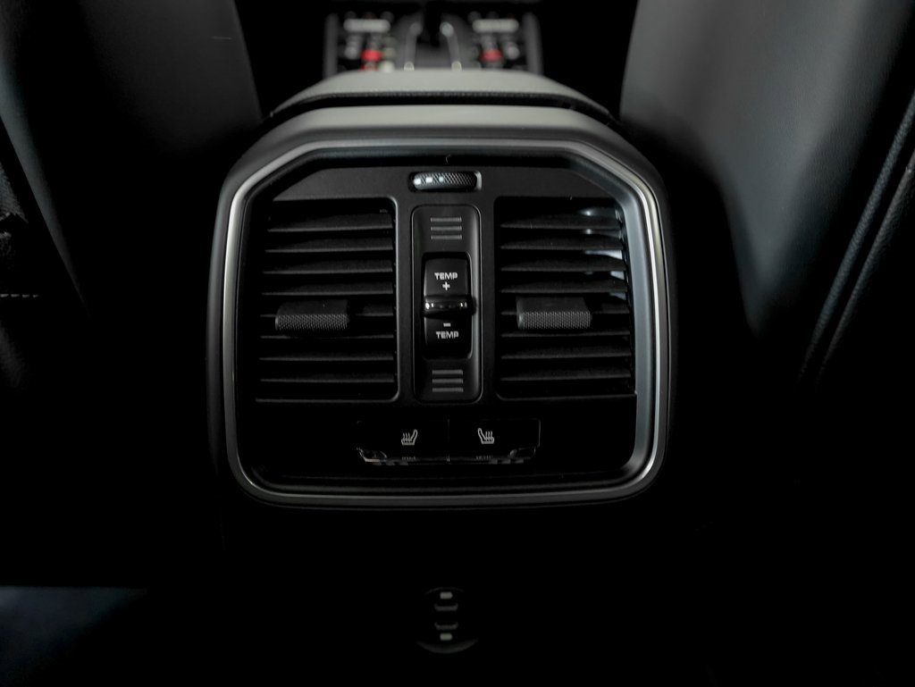 New 2026 Porsche Macan S image 26