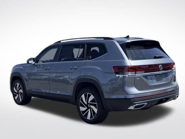 Used 2025 Volkswagen Atlas SE AWD/4WD image 8