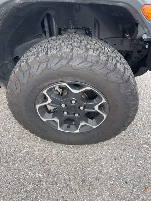 Used 2023 Jeep Wrangler Unlimited Rubicon 4xe w/ Safety Group image 7