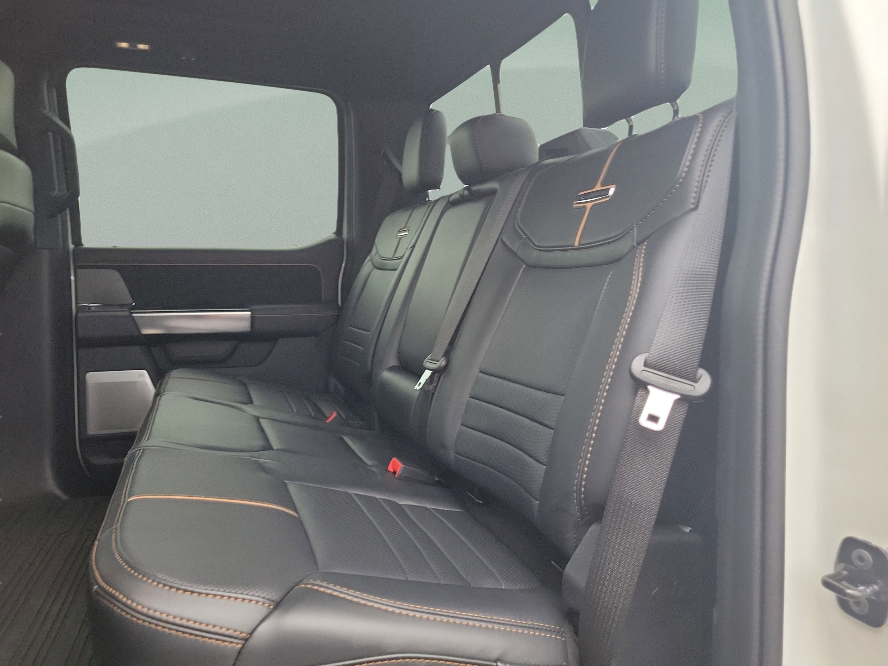 Used 2024 Ford F250 Platinum AWD/4WD image 10