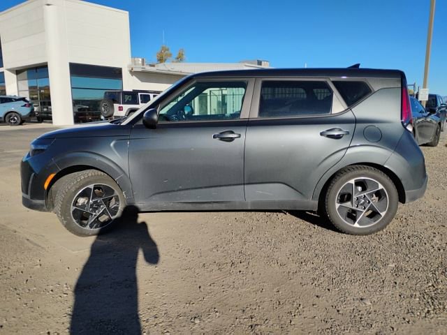 Used 2024 Kia Soul EX image 2