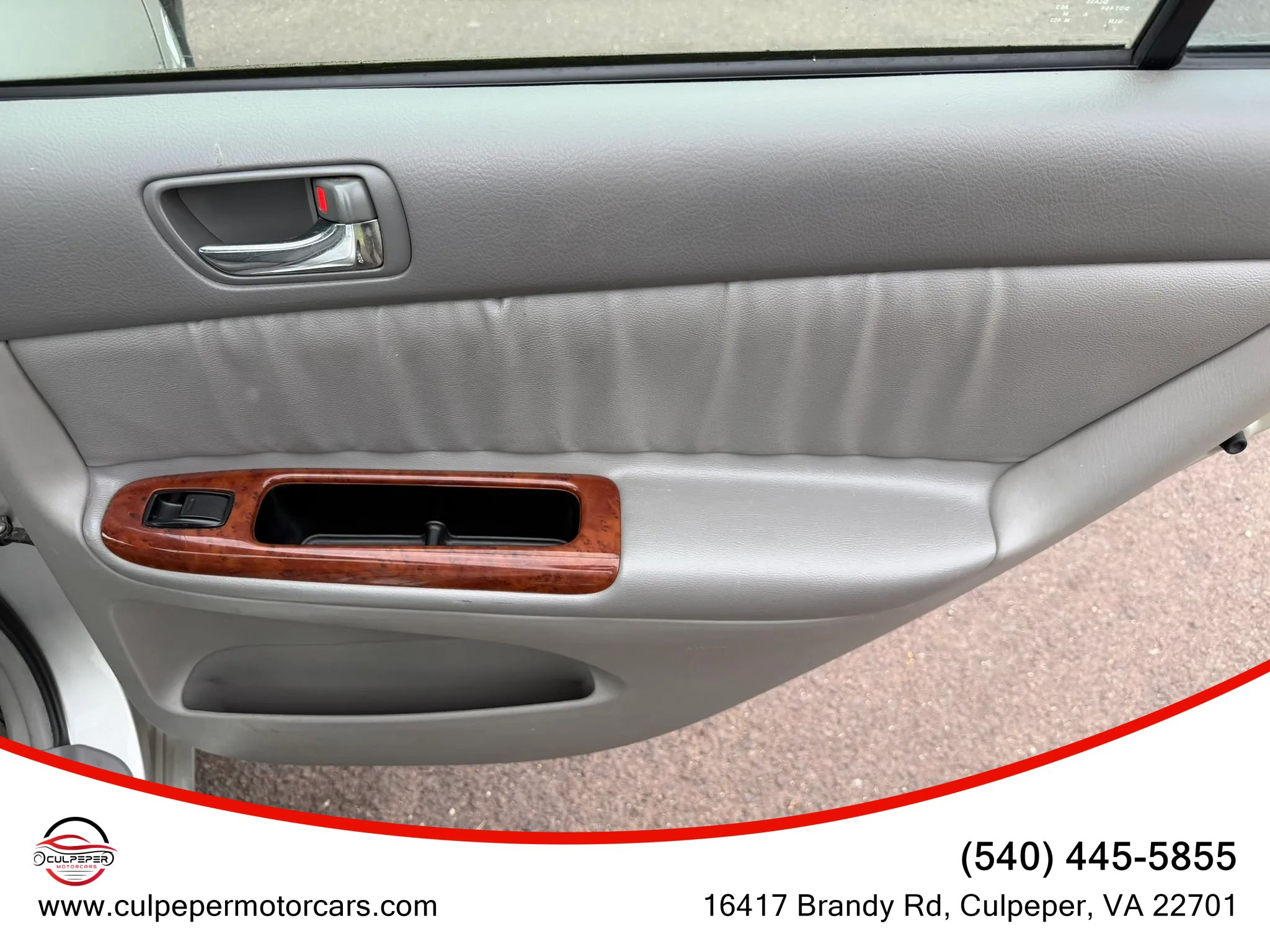 Used 2005 Toyota Camry XLE FWD image 14