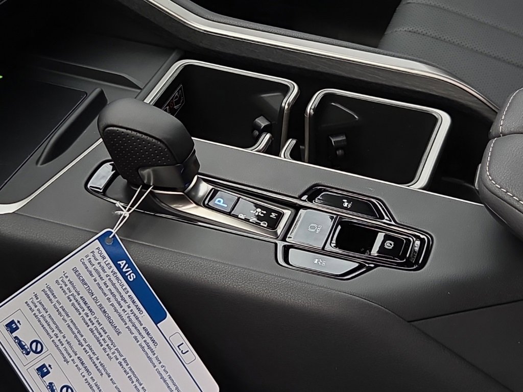 New 2026 Lexus TX 500h AWD image 13