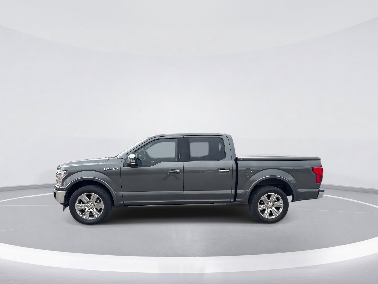 Used 2018 Ford F150 Lariat w/ Equipment Group 502A Luxury image 5