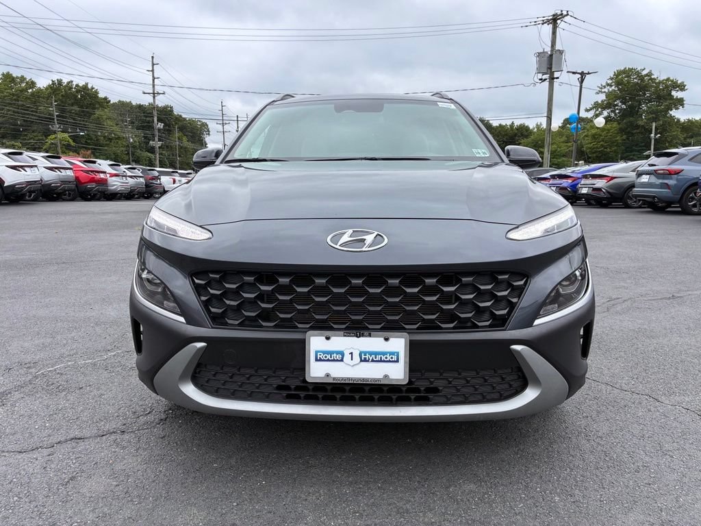 Used 2022 Hyundai Kona SEL w/ Cargo Package AWD/4WD image 2