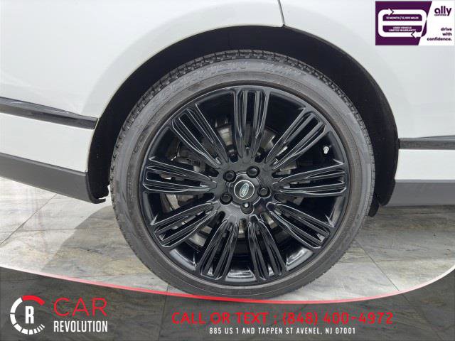 Used 2019 Land Rover Range Rover Supercharged image 14