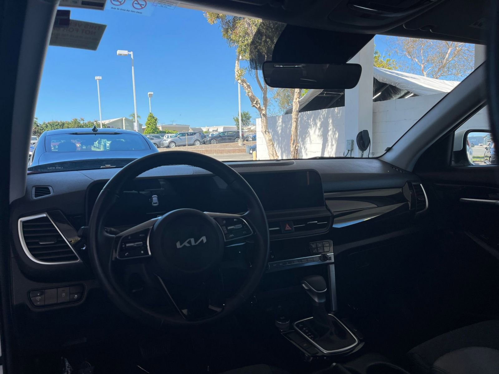 Used 2025 Kia Seltos S image 35