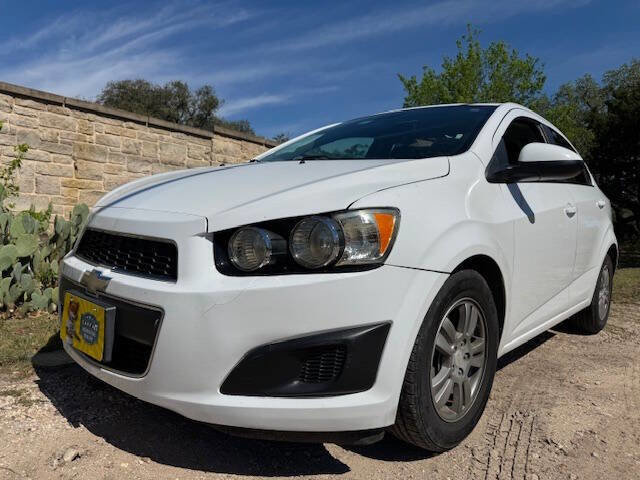 Used 2012 Chevrolet Sonic LT FWD image 2
