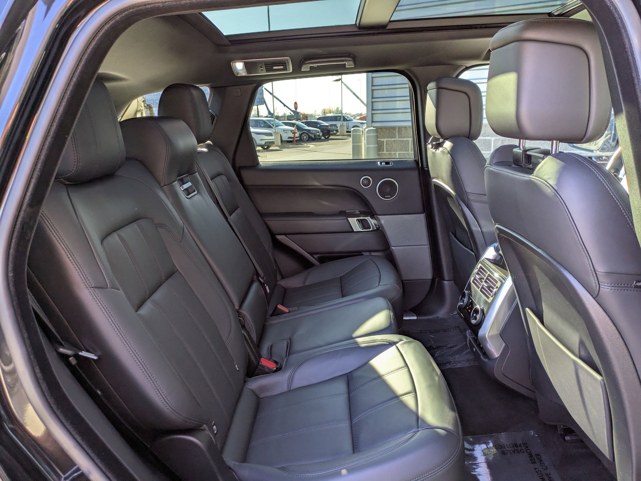 Used 2021 Land Rover Range Rover Sport HSE Silver Edition image 30