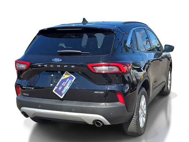 Certified 2023 Ford Escape Active w/ Tech Pack #1 AWD/4WD image 3