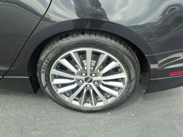 Used 2020 Lincoln MKZ FWD image 8