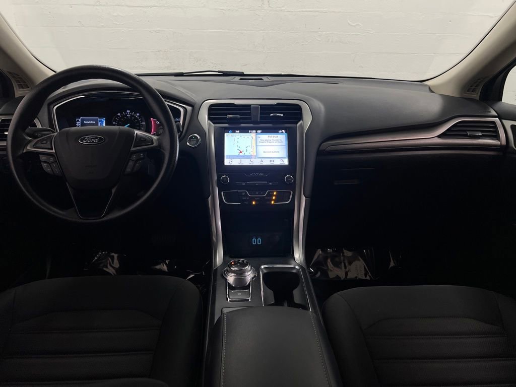 Used 2019 Ford Fusion SE image 14
