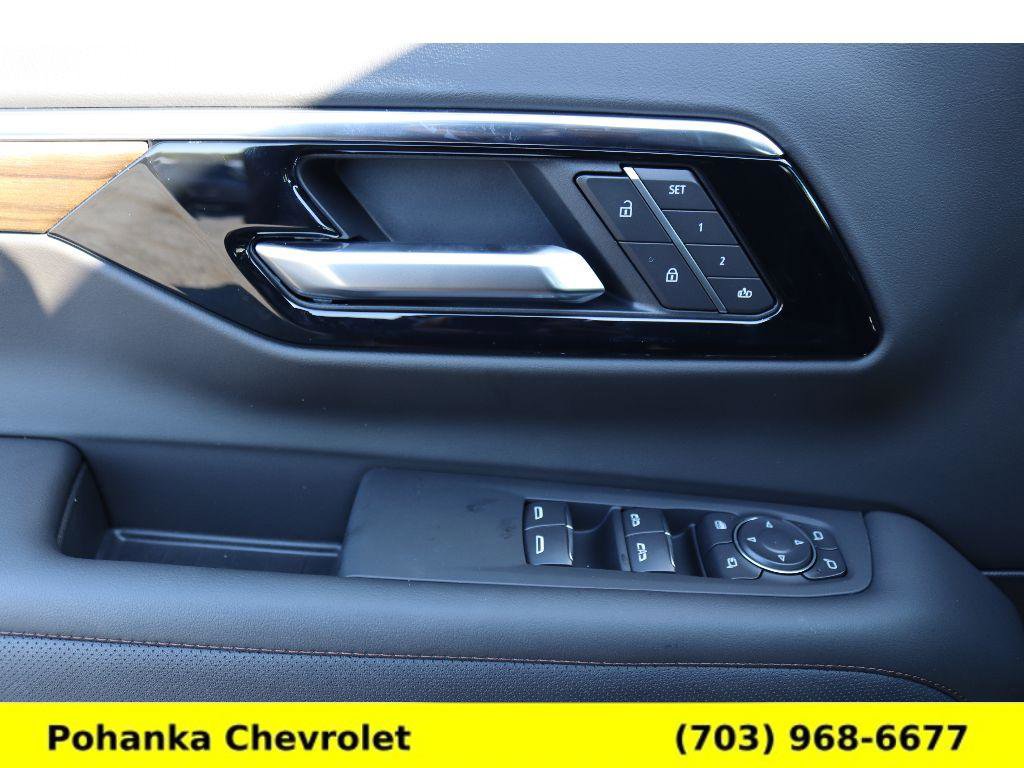 New 2026 Chevrolet Suburban High Country image 21