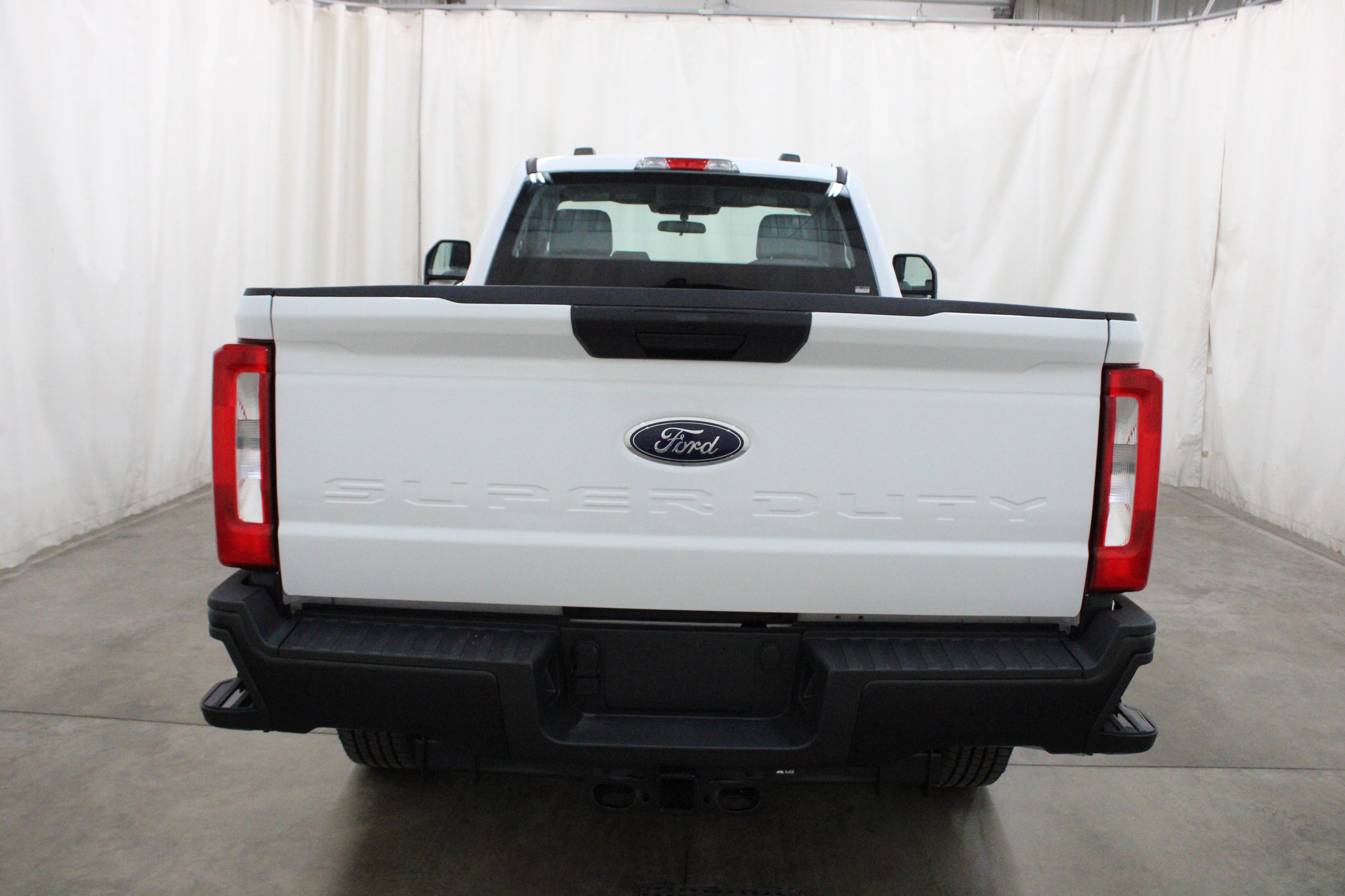 Used 2025 Ford F250 XLT w/ F-250 >10K GVWR Package image 5
