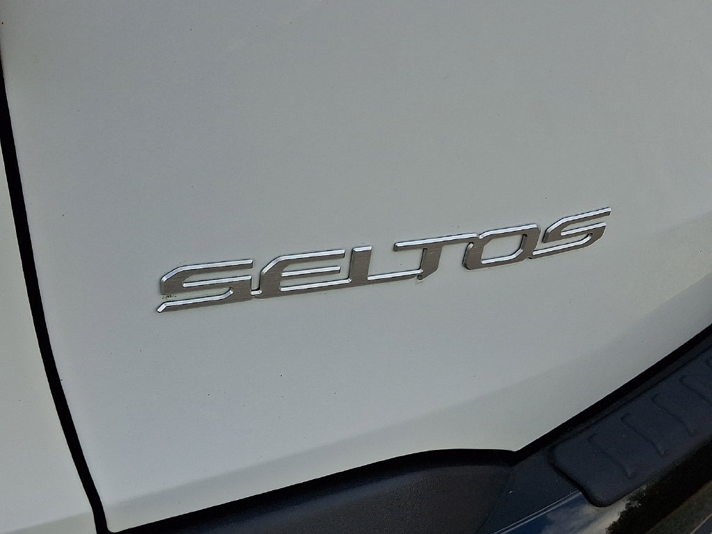 Certified 2024 Kia Seltos EX AWD/4WD image 32