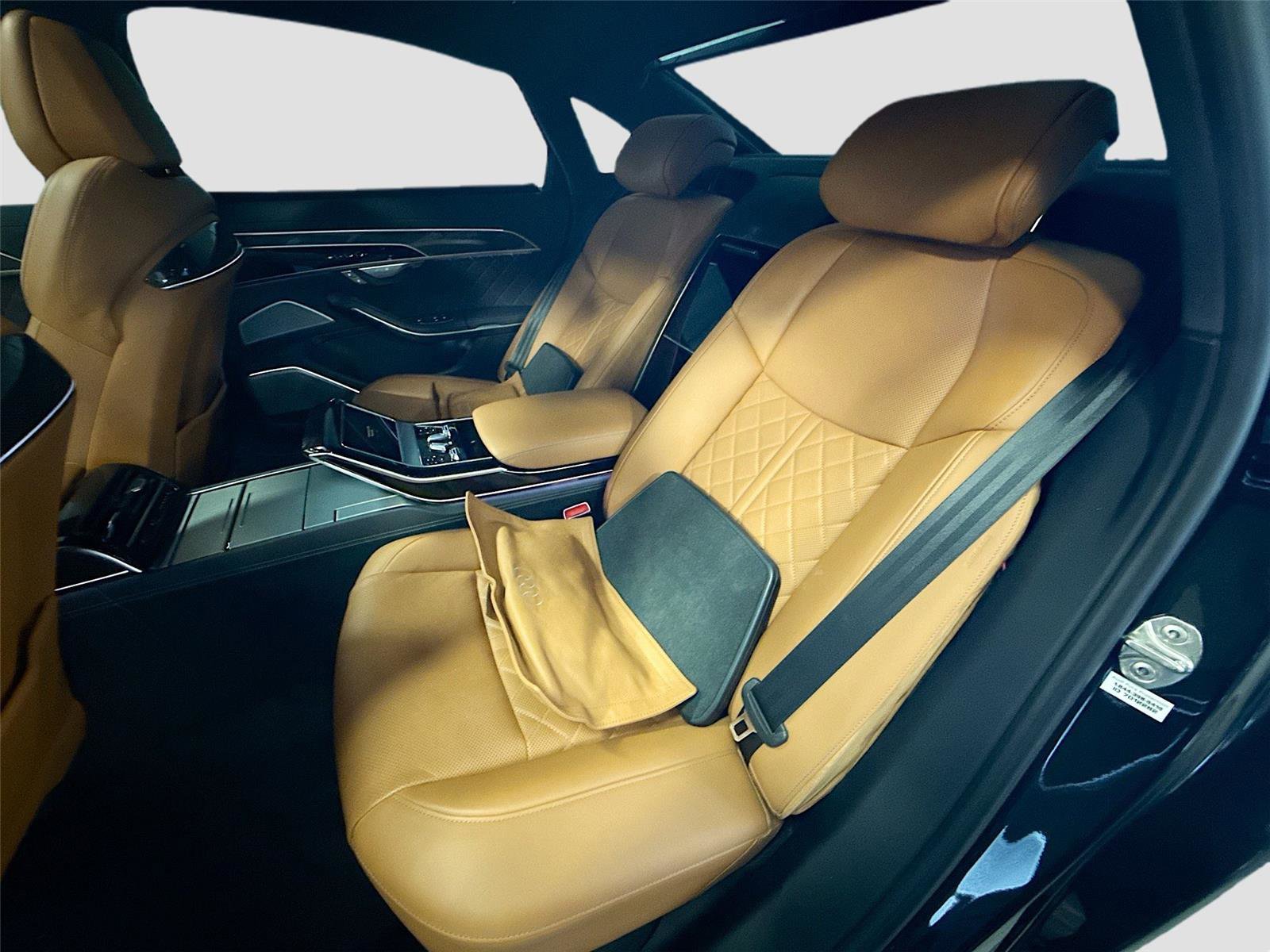 Certified 2023 Audi S8 AWD/4WD image 26