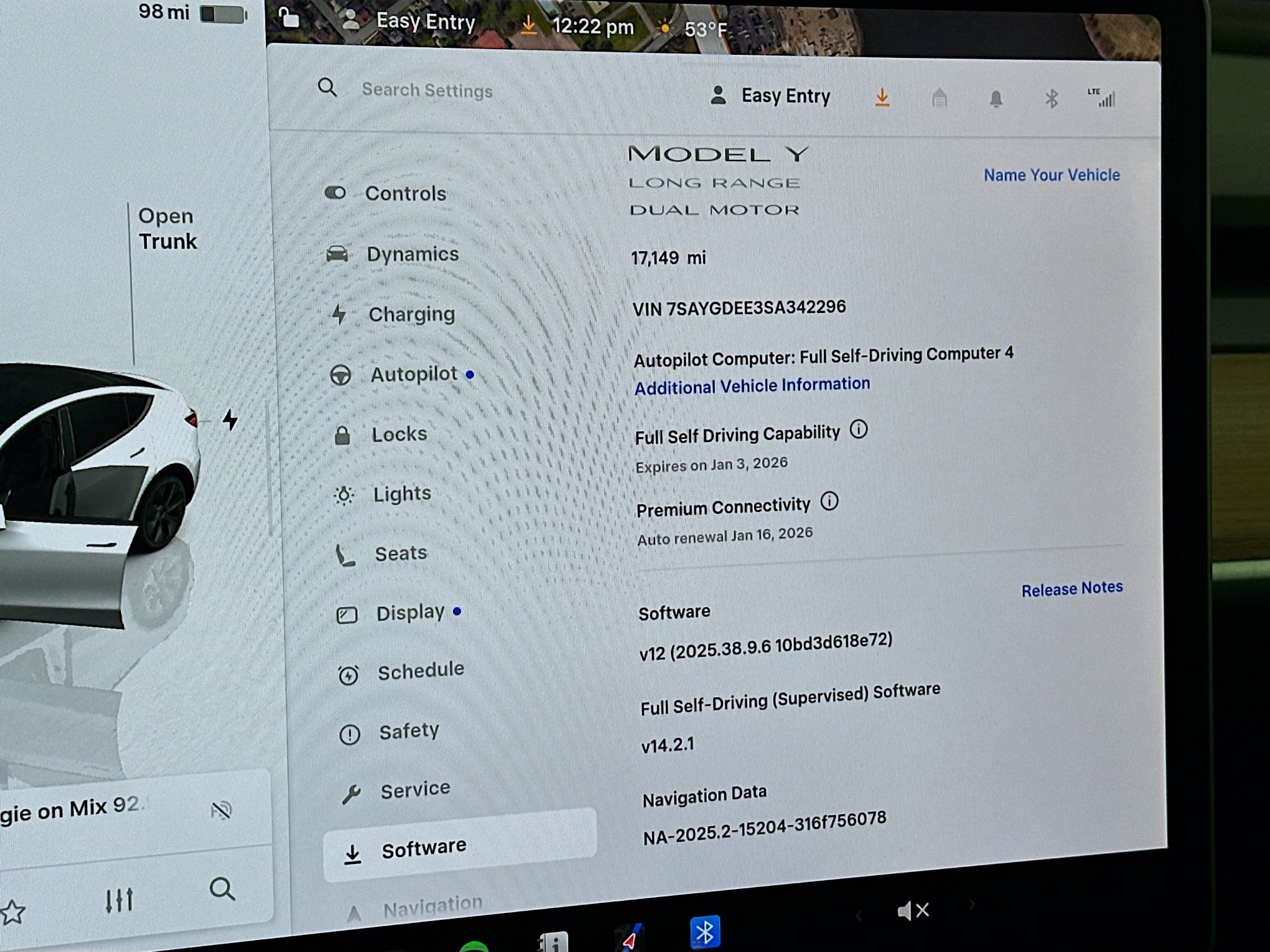 Used 2025 Tesla Model Y Long Range image 17
