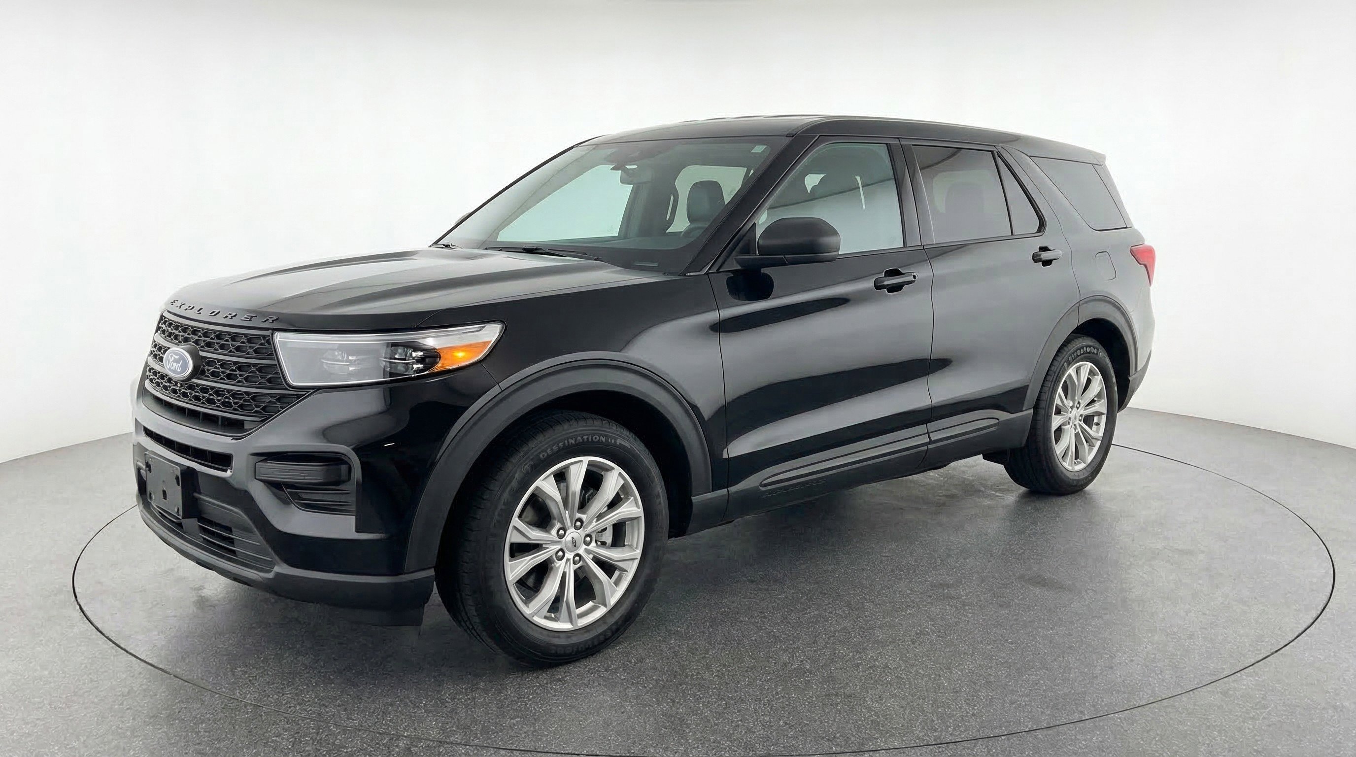 Used 2024 Ford Explorer Limited image 3