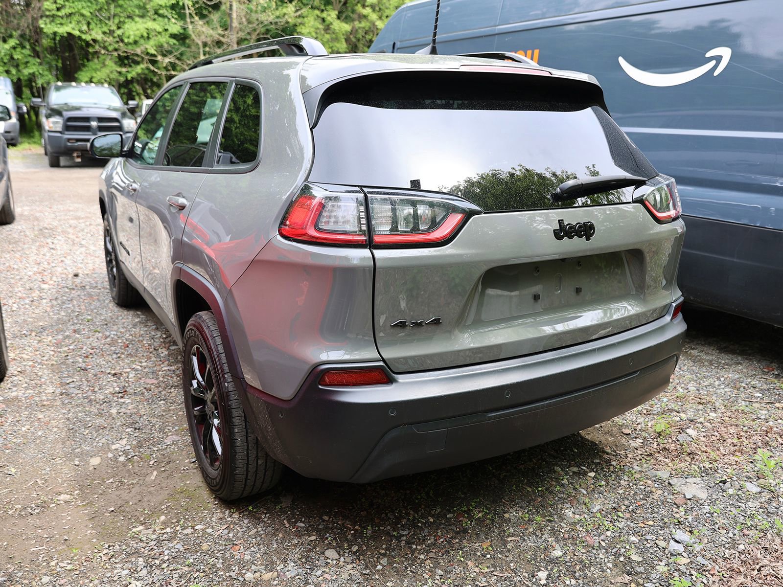 Used 2023 Jeep Cherokee Altitude Lux AWD/4WD image 4