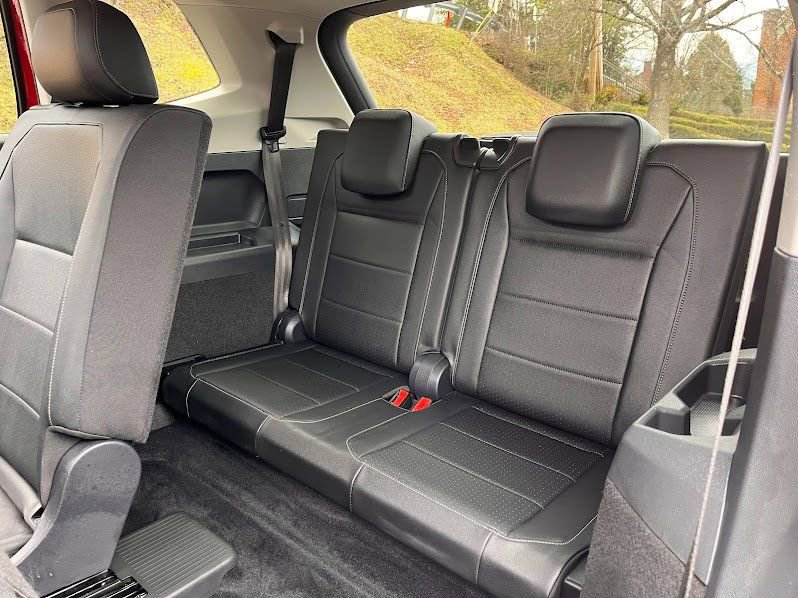 Used 2019 Volkswagen Tiguan SEL image 44