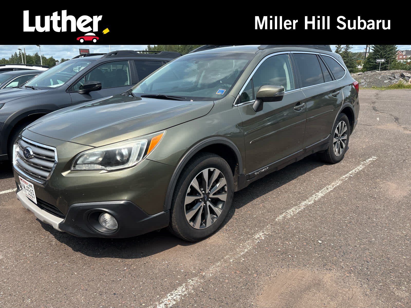 Used 2015 Subaru Outback 2.5i Limited AWD/4WD image 1