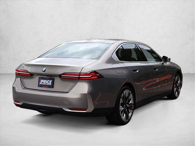 Used 2024 BMW 530i xDrive w/ Premium Package AWD/4WD image 6
