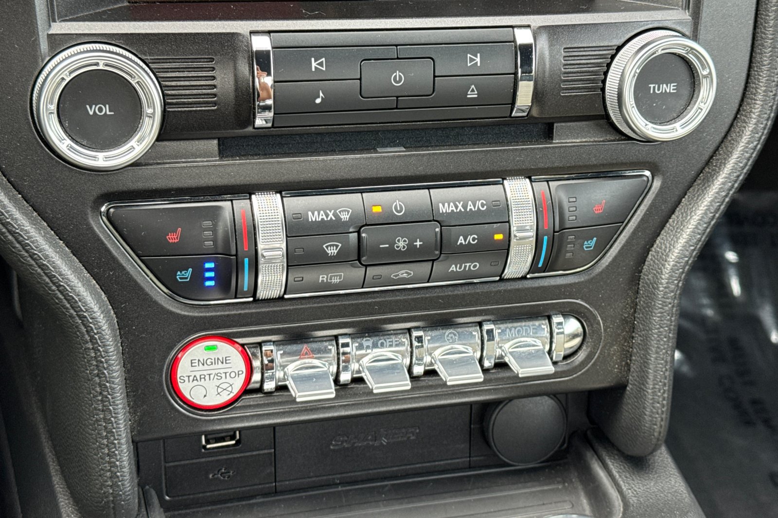 Used 2015 Ford Mustang 50 Years RWD image 18