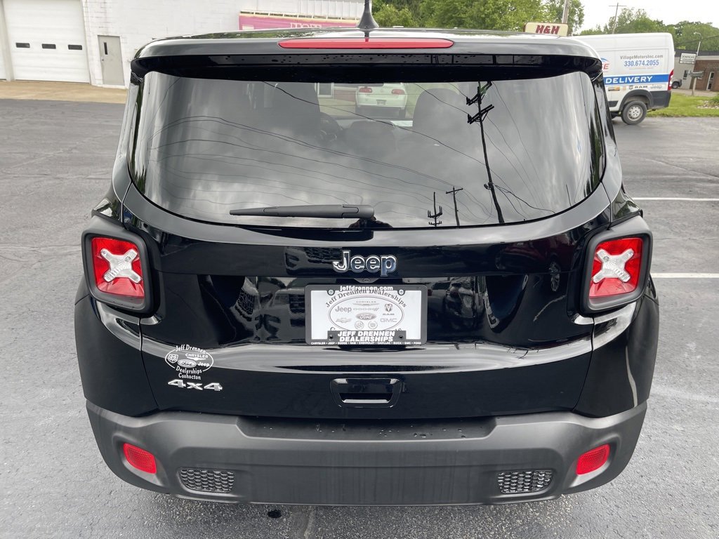 Used 2023 Jeep Renegade Latitude image 6