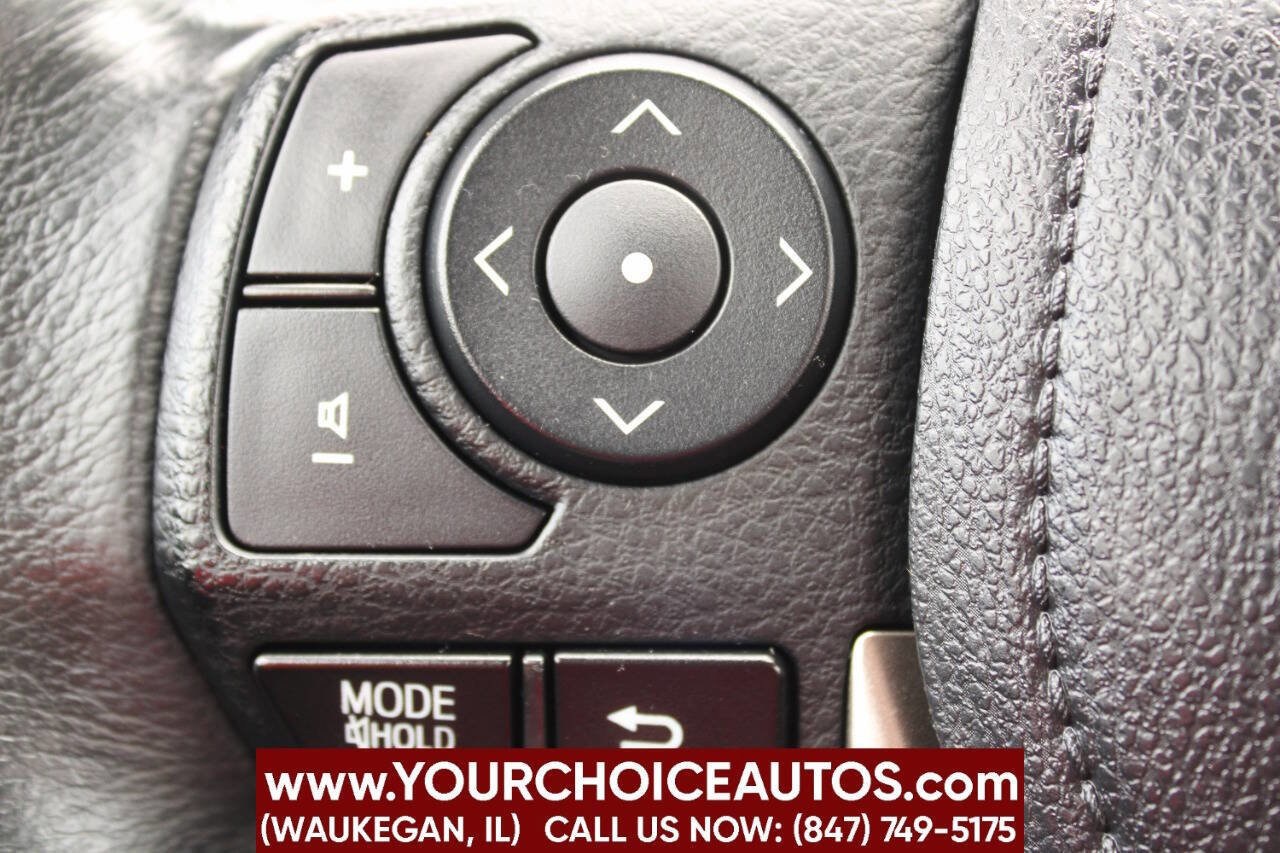 Used 2014 Toyota RAV4 Limited image 26