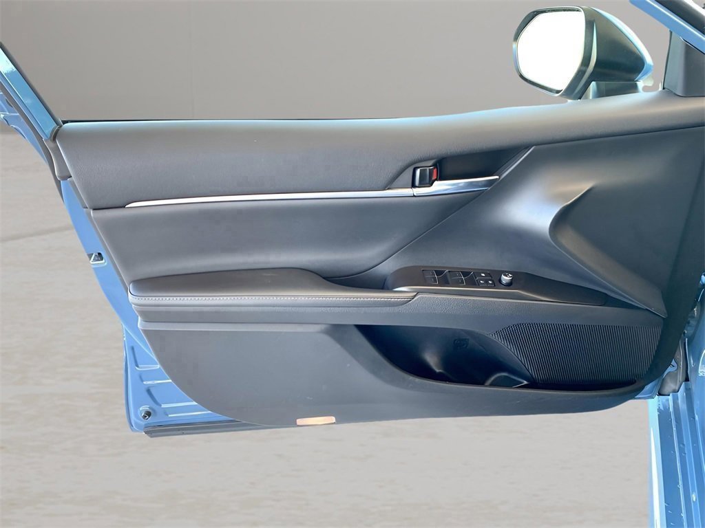 Used 2024 Toyota Camry XSE image 10