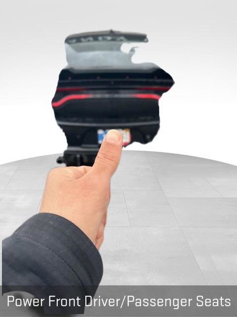 Used 2015 Dodge Charger SXT w/ Plus Group image 11