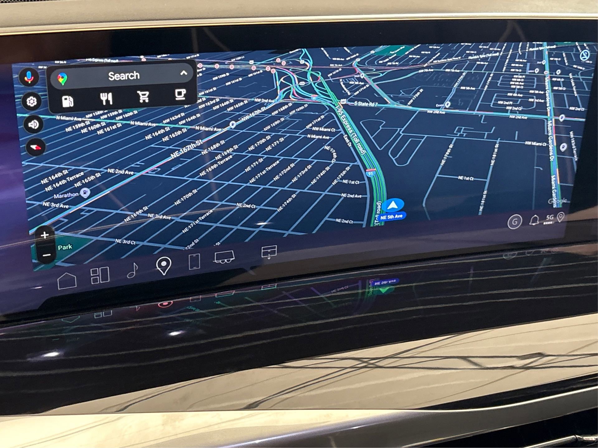 New 2025 Cadillac Escalade ESV Sport w/ LPO, ONYX Package image 24