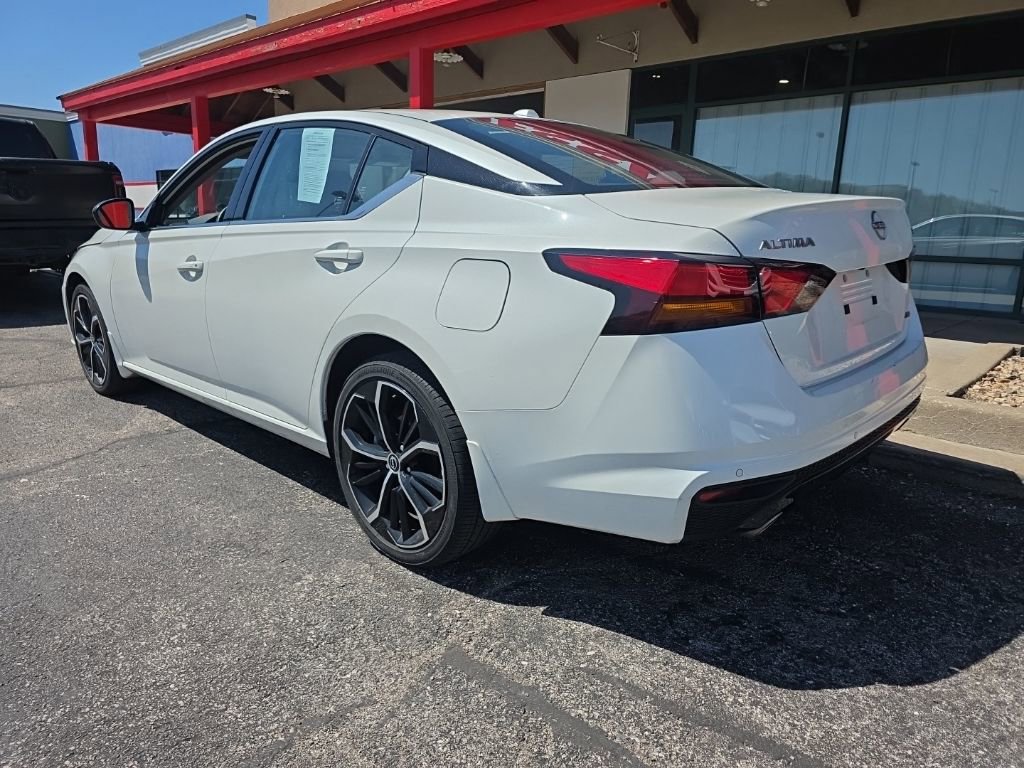 Used 2025 Nissan Altima 2.5 SR image 7