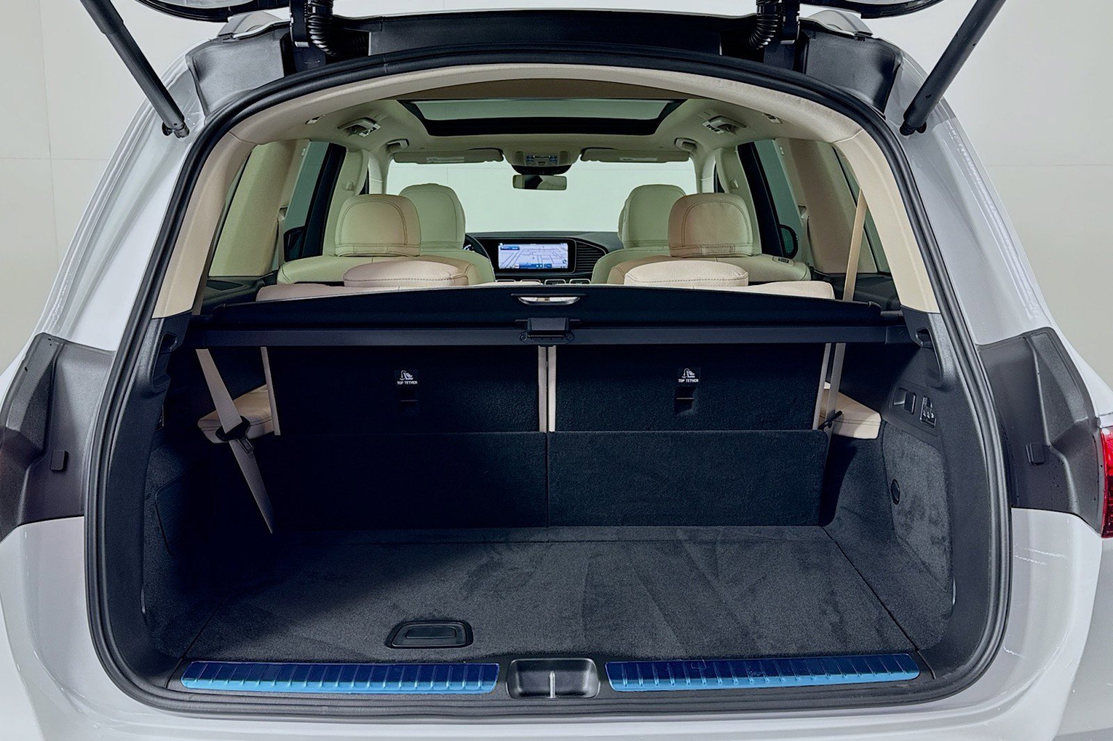 New 2026 Mercedes-Benz GLS 450 4MATIC image 23