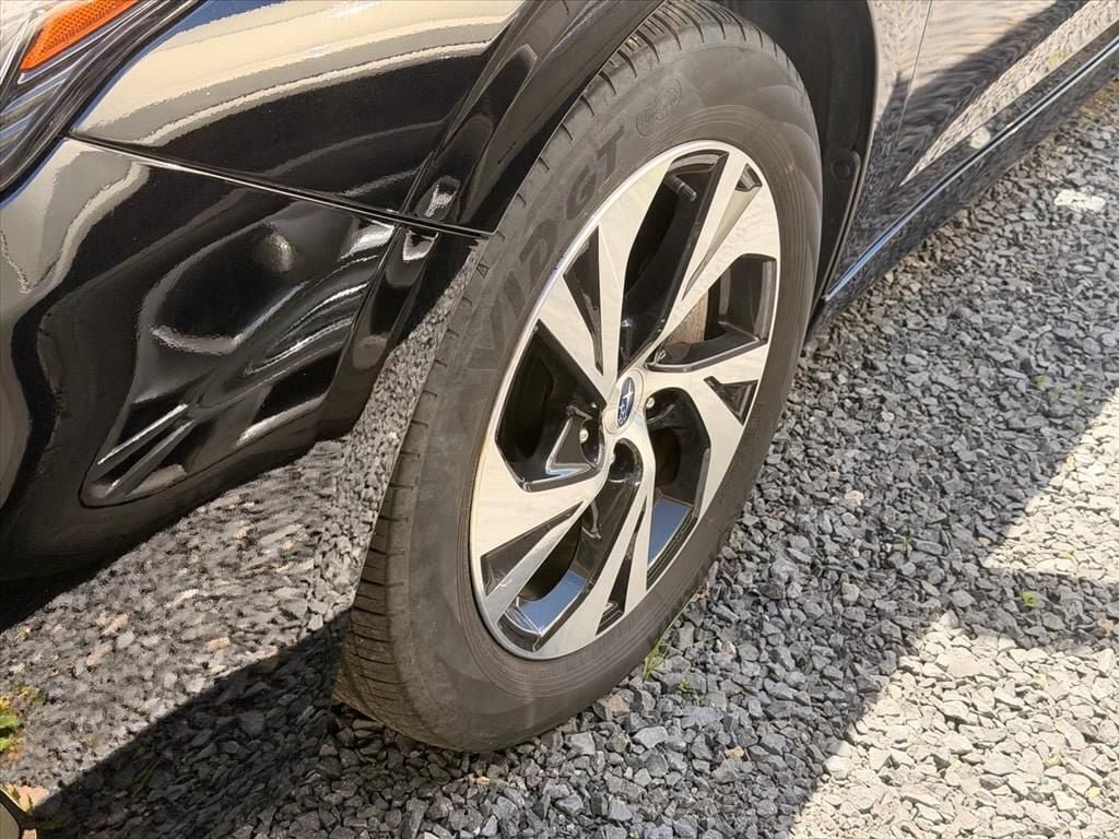 Used 2025 Subaru Legacy Premium AWD/4WD image 7