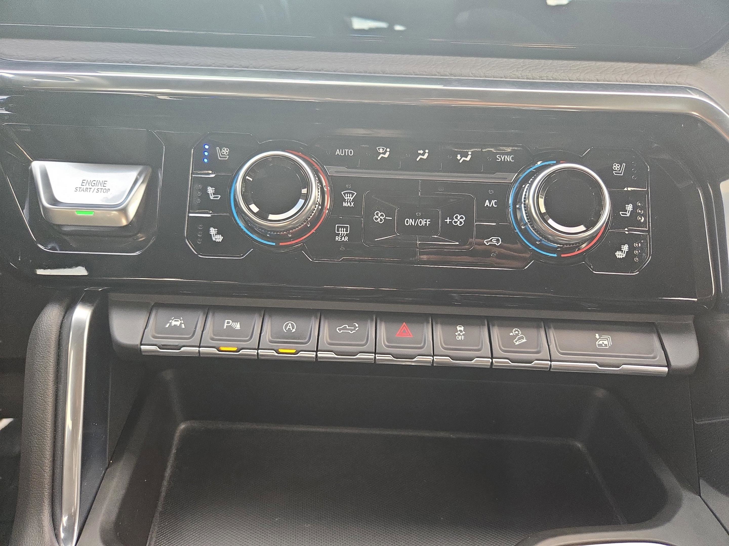 Used 2024 GMC Sierra 1500 Denali image 12