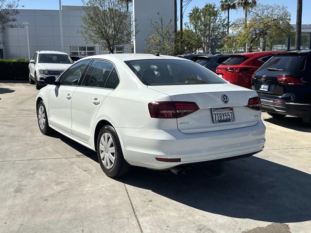 Used 2016 Volkswagen Jetta S image 3