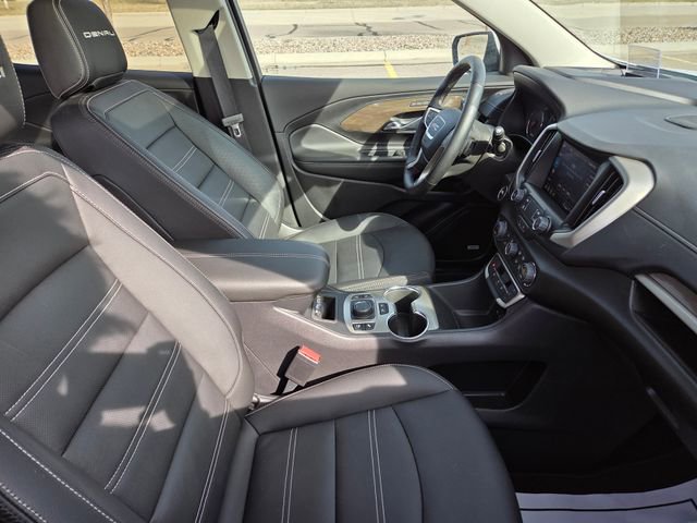 Used 2024 GMC Terrain Denali w/ Denali Premium Package image 37