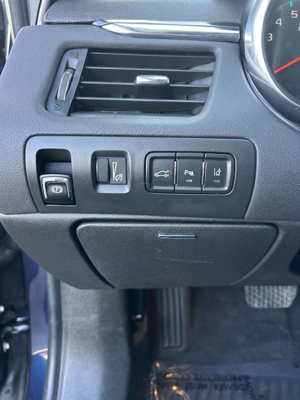 Used 2017 Chevrolet Impala Premier w/ Enhanced Convenience Package image 15