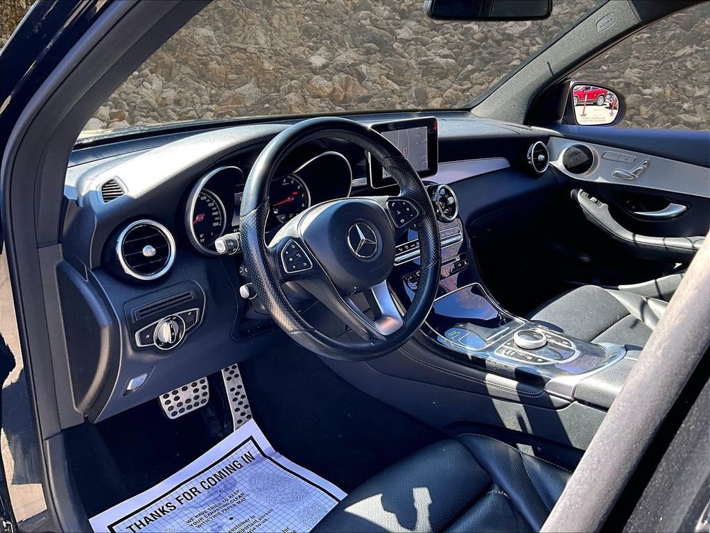 Used 2017 Mercedes-Benz GLC 300 4MATIC image 10