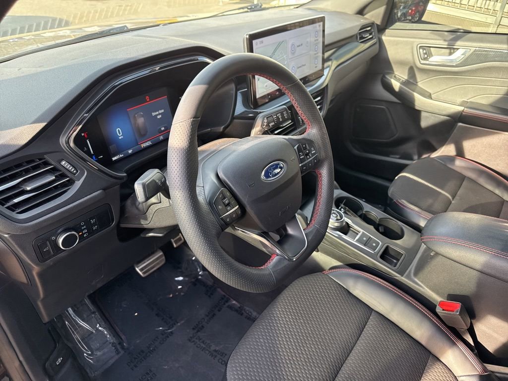 Used 2023 Ford Escape ST-Line w/ Tech Pack #1 image 23