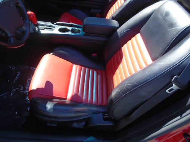 Used 2003 Ford Thunderbird RWD image 12