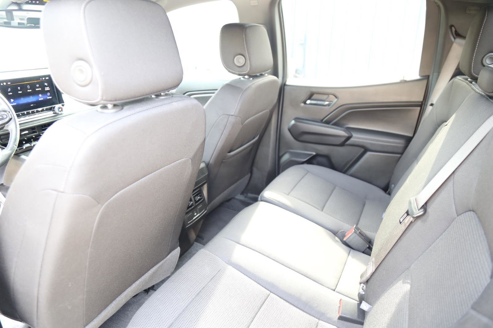 Used 2023 Chevrolet Colorado LT w/ LT Convenience Package II image 18