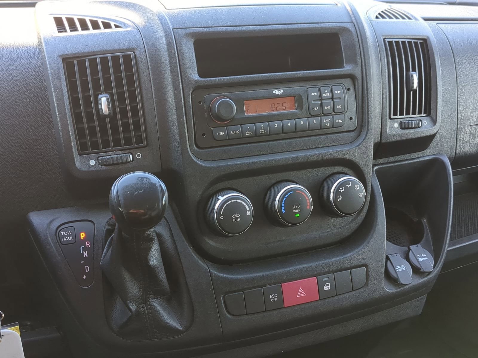 Used 2017 RAM ProMaster 1500 image 28