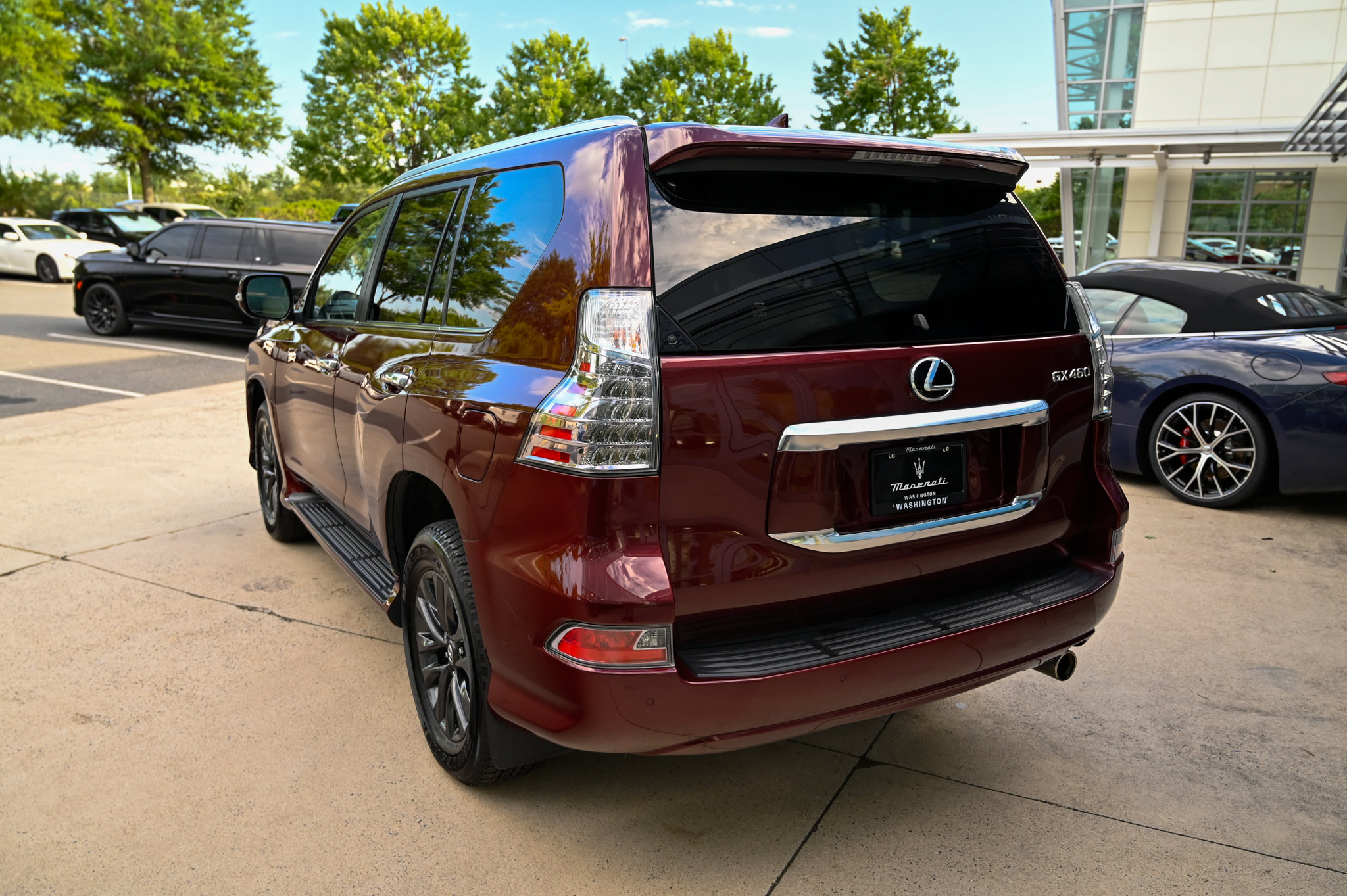 Used 2021 Lexus GX 460 Premium w/ Premium Package AWD/4WD image 7