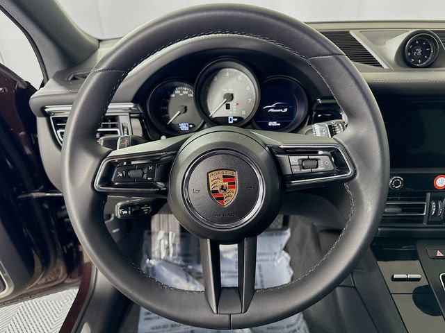 Certified 2025 Porsche Macan S AWD/4WD image 16